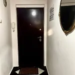 Apartment Casa Georgia Titan