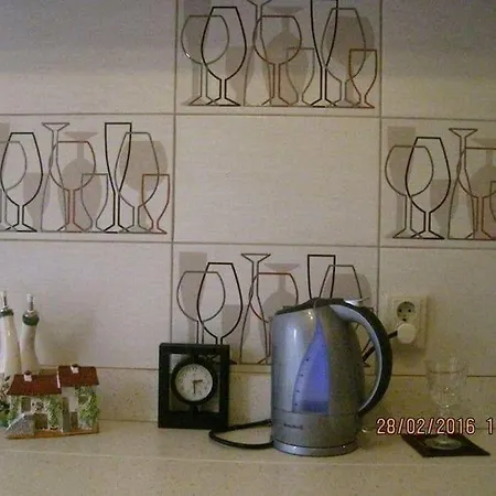 Casa Georgia Titan דירה *