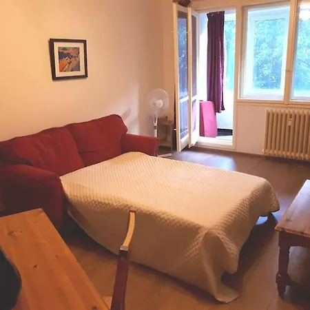 Casa Georgia Titan * بوخارست