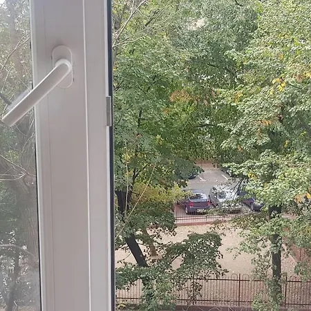 Casa Georgia Titan * Бухарест