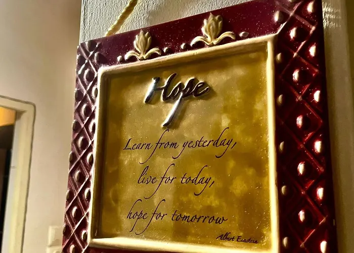 Casa Georgia Titan Апартаменти