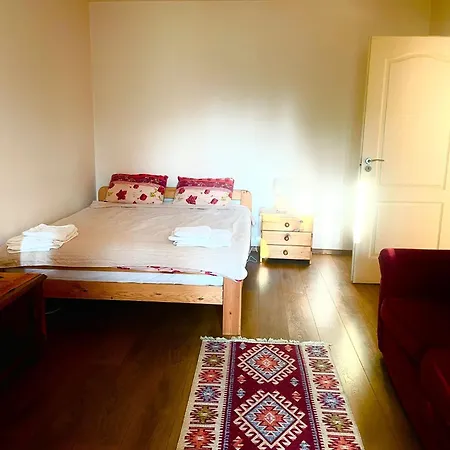 Casa Georgia Titan Apartamento Bucareste